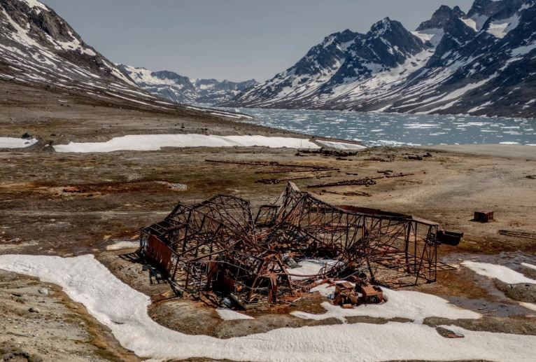 NyTimes_Bluie_East_Two